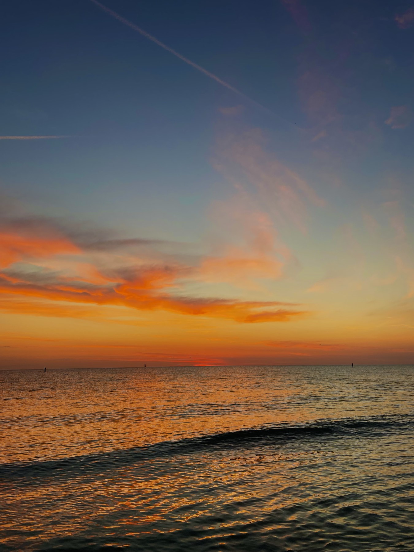 La spiaggia di Porto Sant'Elpidio all'alba, a pochi passi da La Casa di Diana